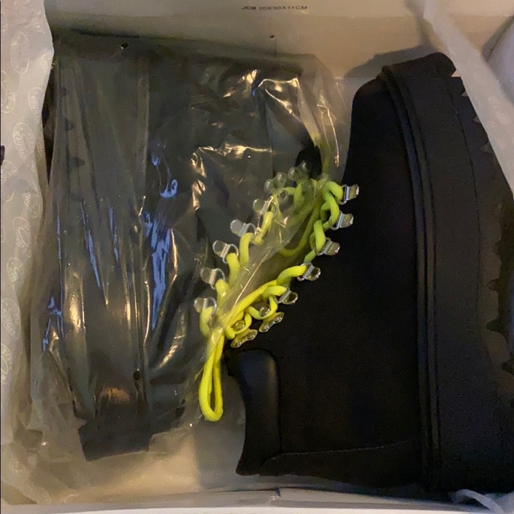 Never worn Steve Madden combat boots